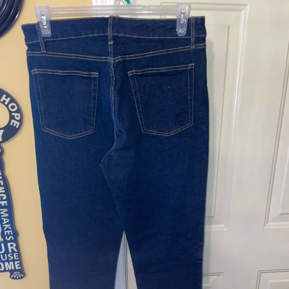 Stylish Button Down Crop Jeans by Joe Fresh - Picture 5 of 7